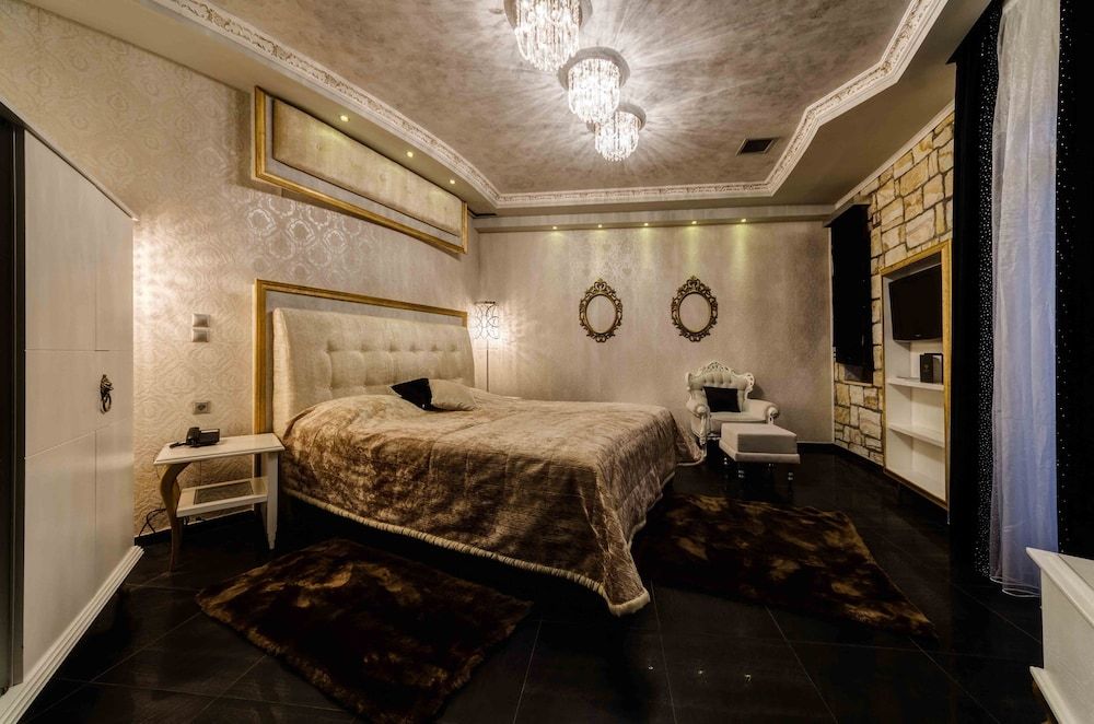 Luxury Room