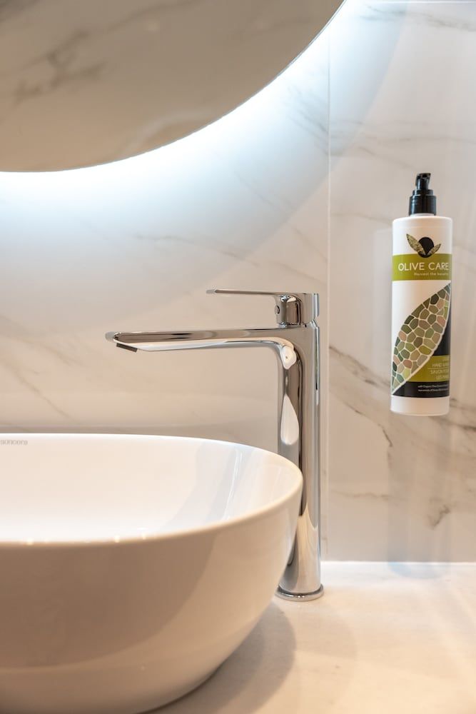 Volos Inn Hotel Deluxe Double Room 12