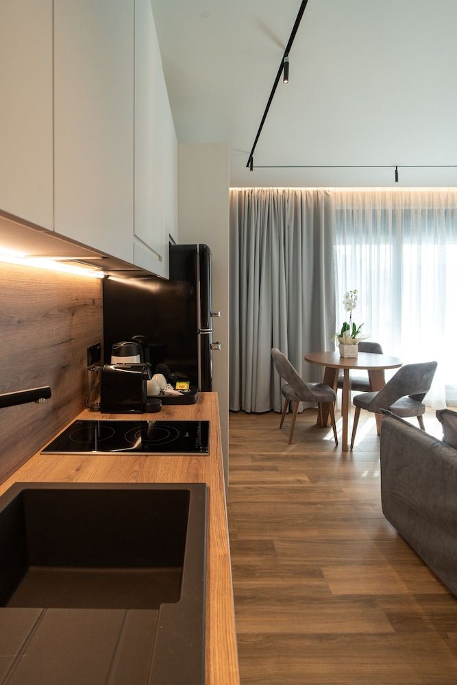 Volos Inn Hotel Deluxe Double Room 15