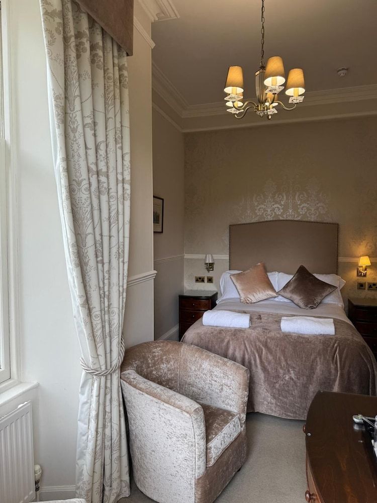 Heather Room
