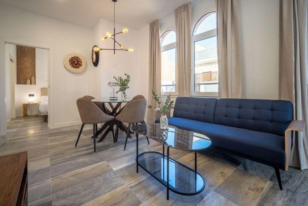 William Martin Apartments Family Apartment, City View 13