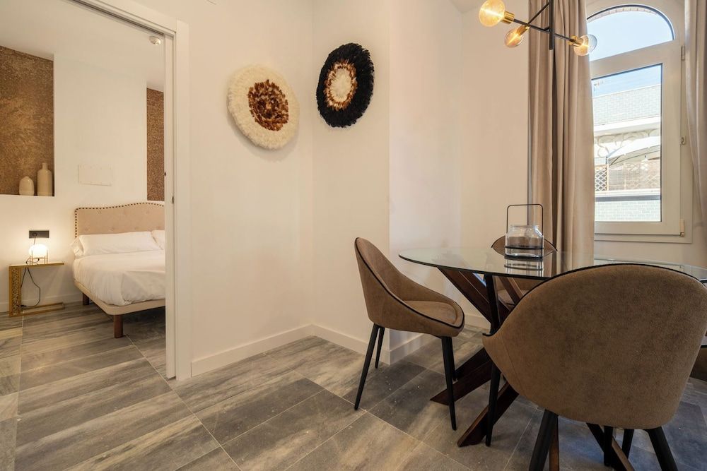 William Martin Apartments Family Apartment, City View 11