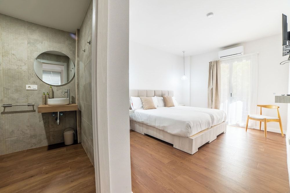 Hotel Casa Jazmin Superior Double or Twin Room, Balcony, City View 5