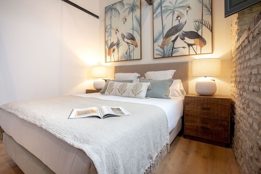 Apartment (4 Bedrooms)