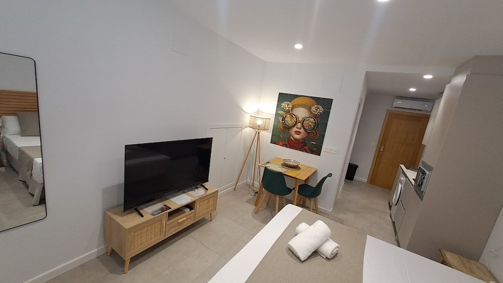 Nest Flats Triunfo Basic Studio, City View 9