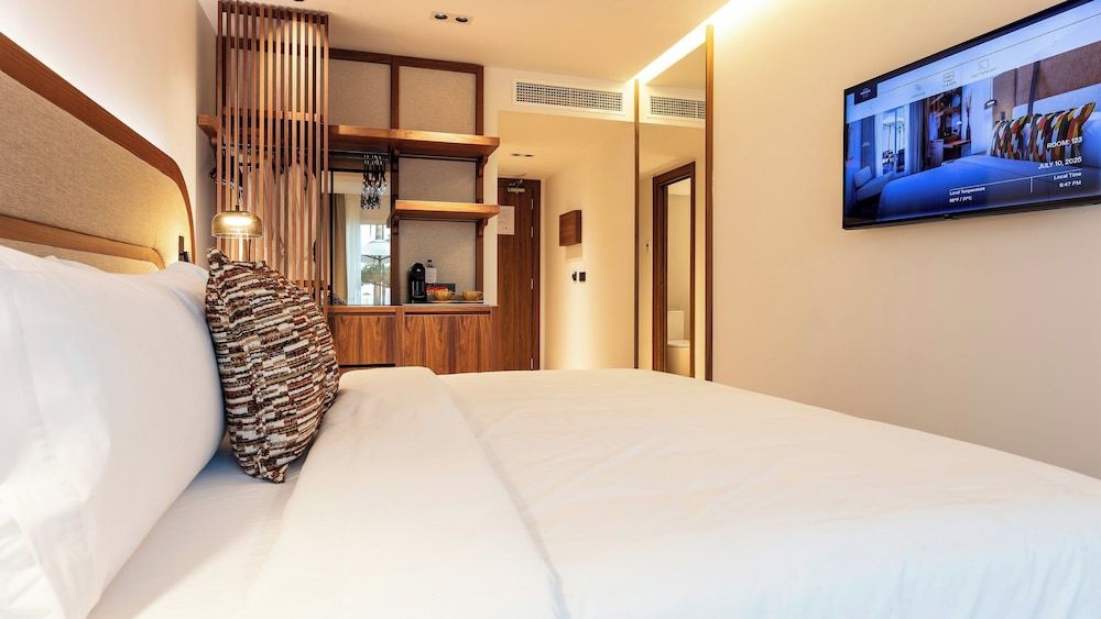 Standard Room, 1 Queen Bed, Accessible