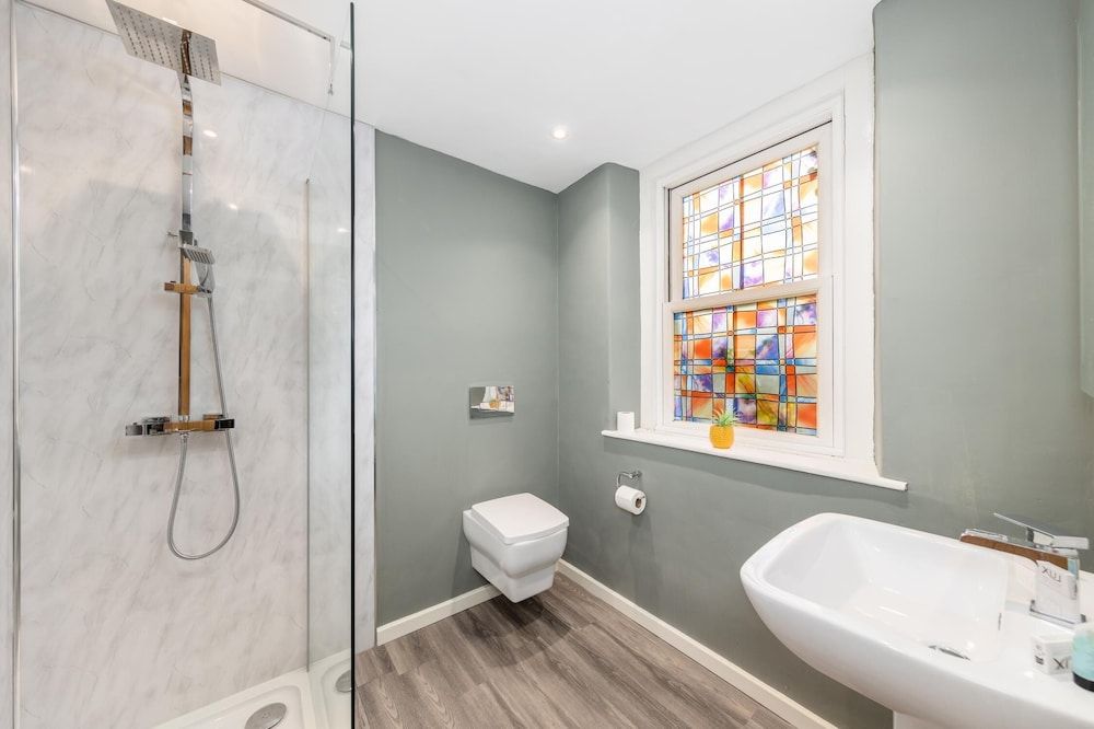 The Red Admiral Hotel Classic Double Room 7