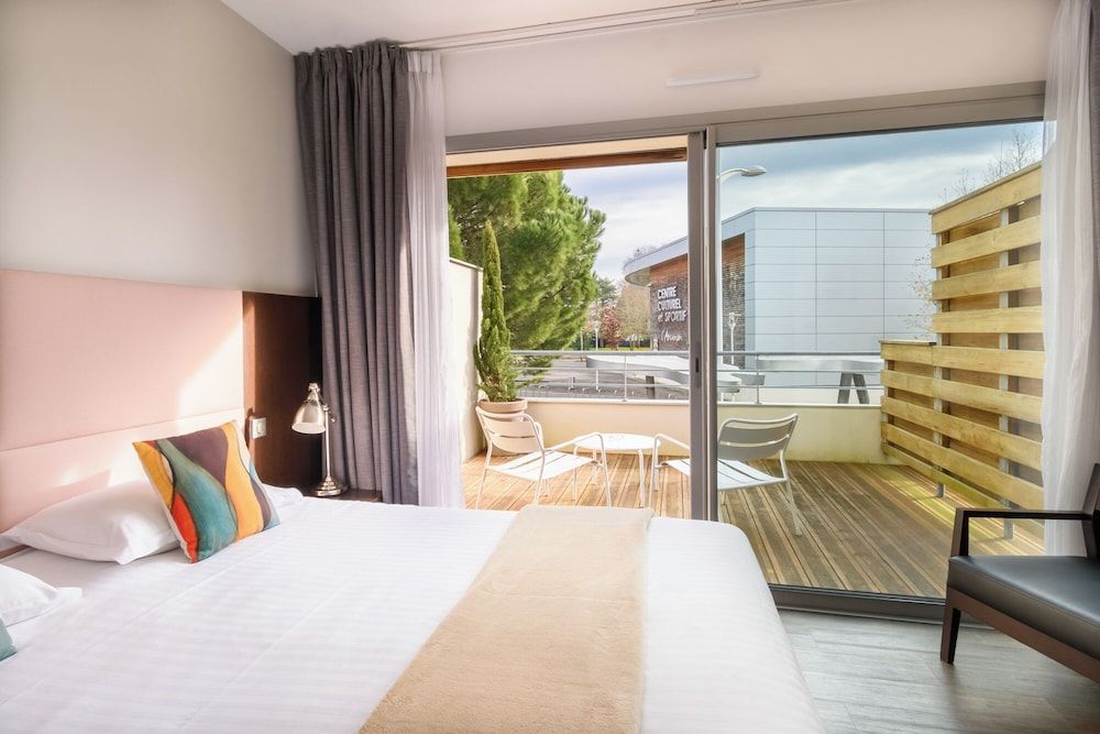 Hype Hotel Superior Double Room 2