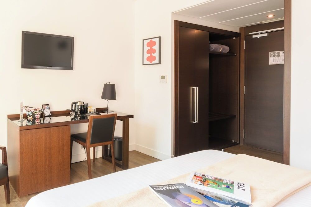 Hype Hotel Superior Double Room 11