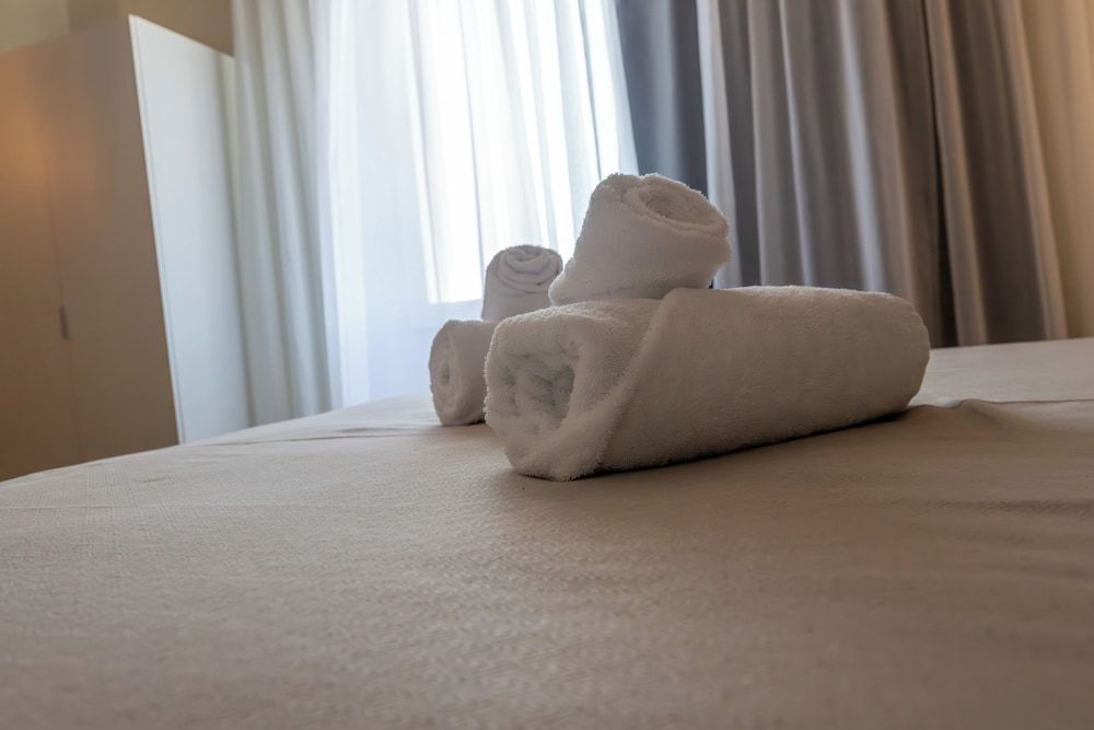 Motel Caldas Double Room, Patio, Pool View 4