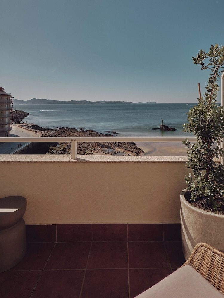 Atlante Sanxenxo Boutique Double Room, Balcony, Sea View 3