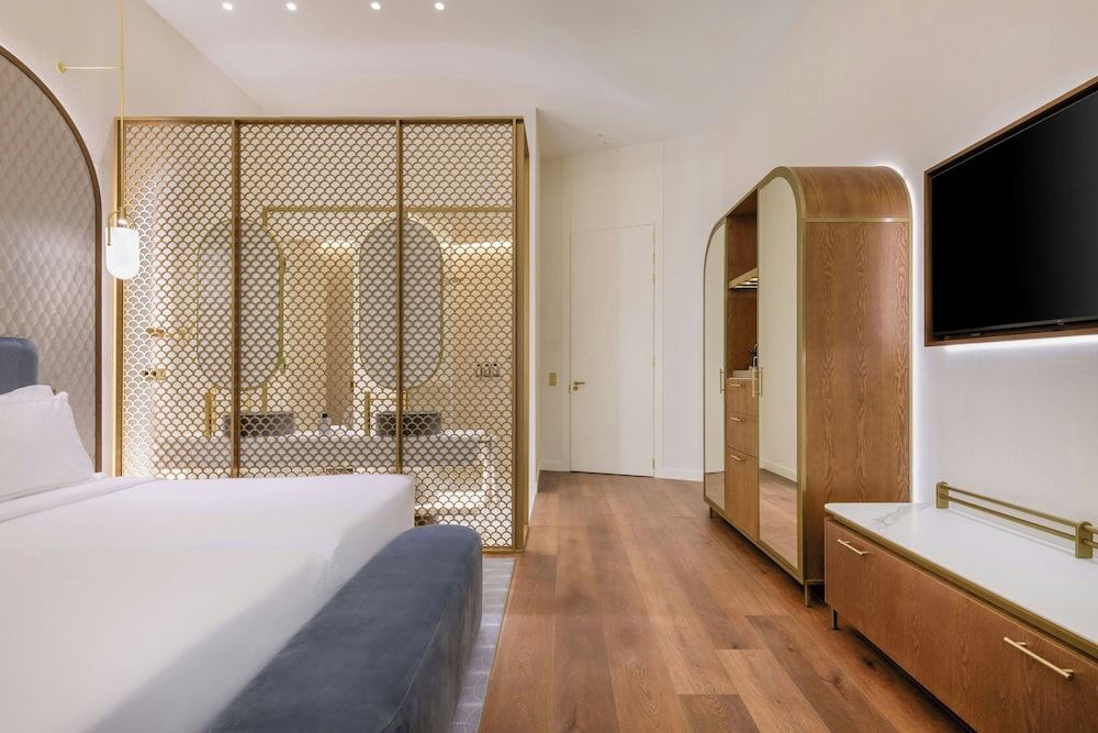 Grand Hotel Centenari, Valencia, Autograph Collection Deluxe Room, 2 Twin Beds 3