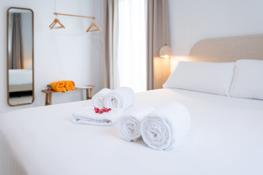 Hotel Boutique Maram - Adults Only Deluxe Double Room, Private Pool 4