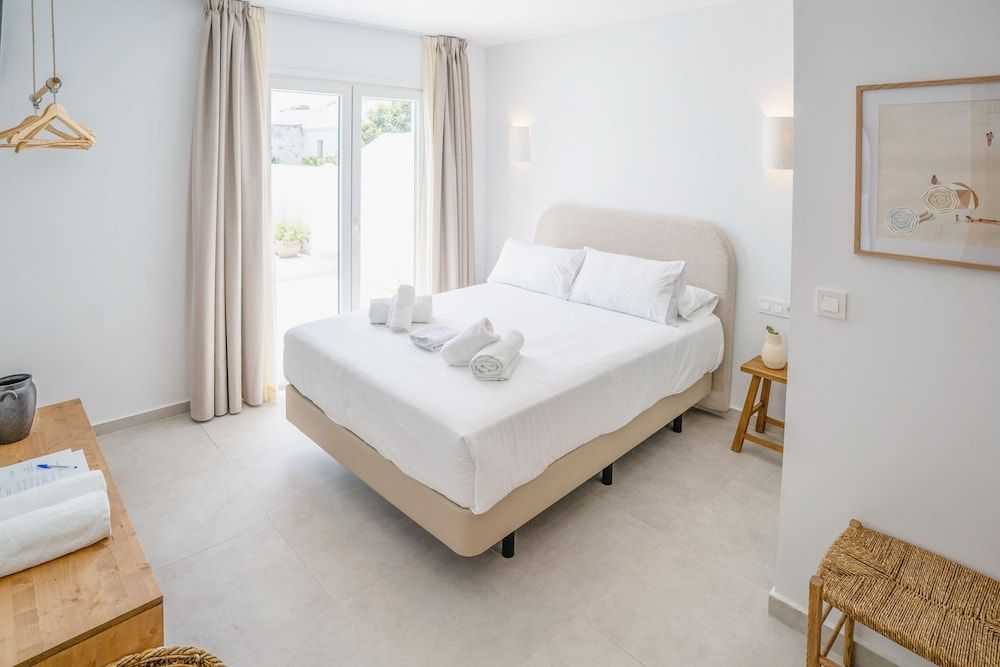 Panoramic Room, 1 Queen Bed, Private Pool, City View