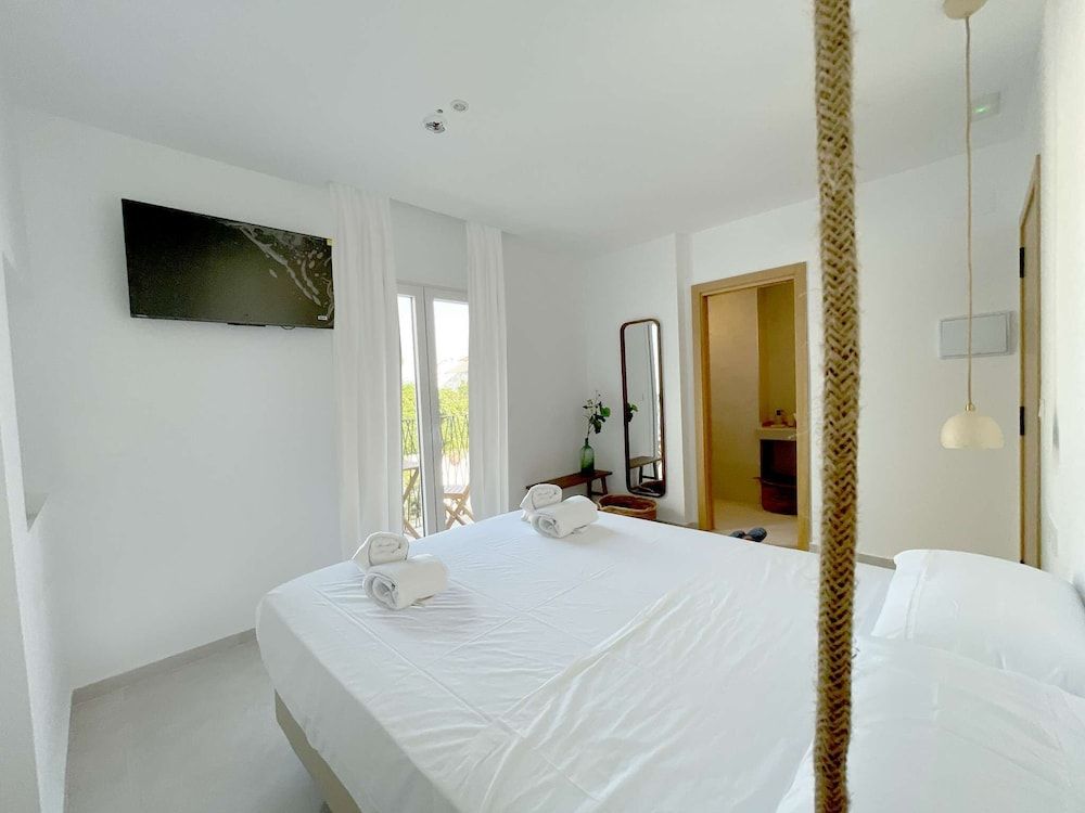 Deluxe Double Room, City View