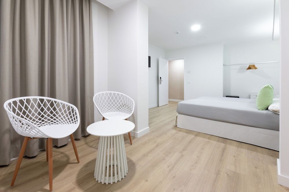 Standard Twin Room, Courtyard View
