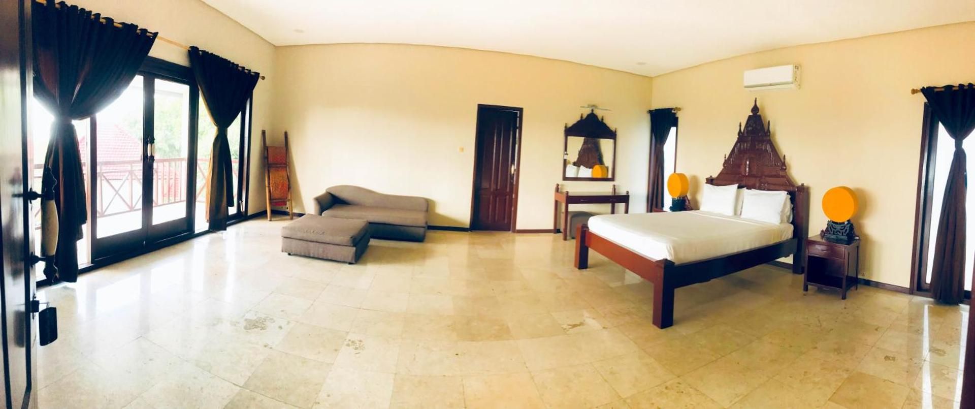 Kopi - Four Bedroom Villa with City and MountainViews