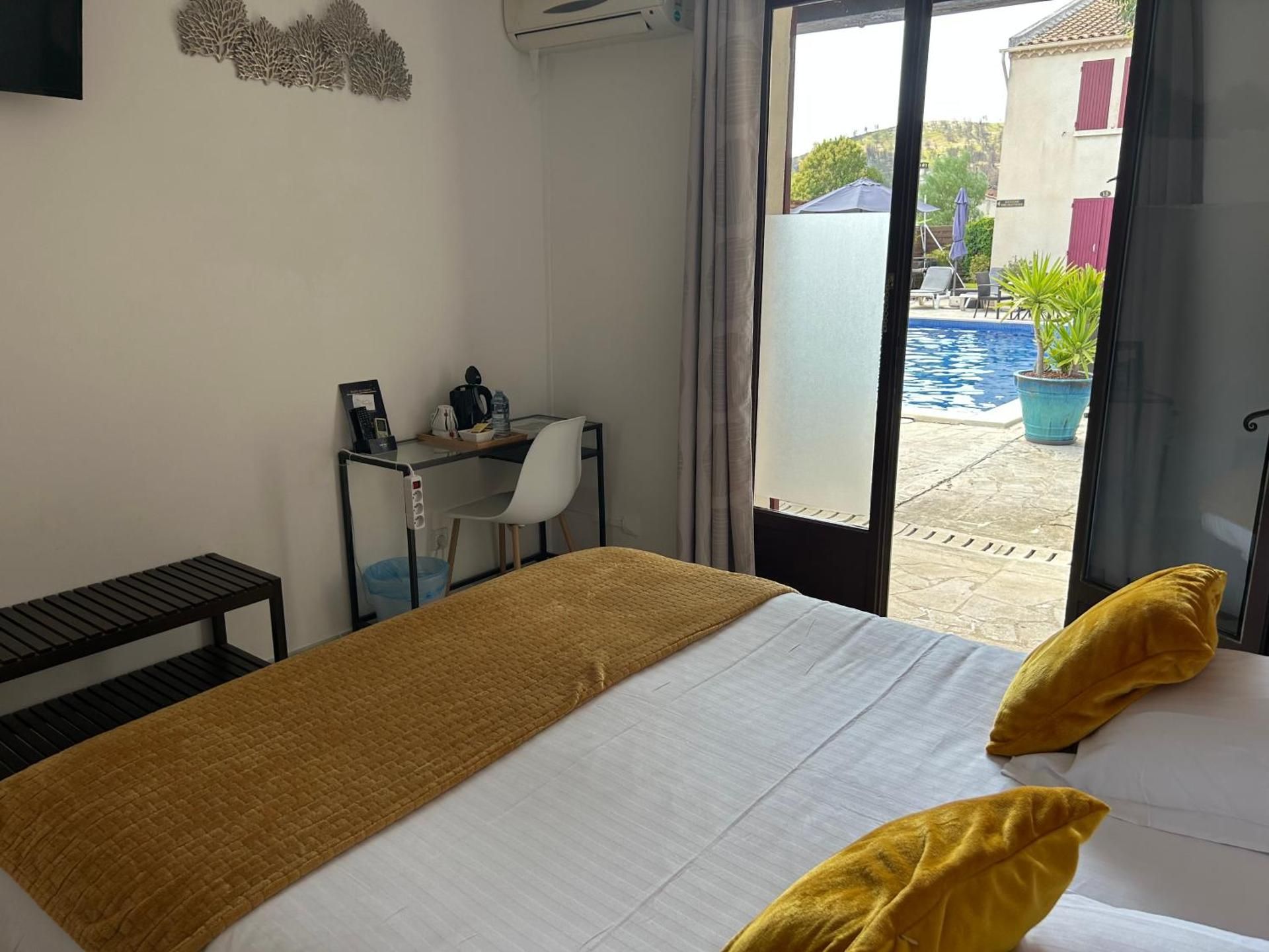Comfort Double Room with Terrace