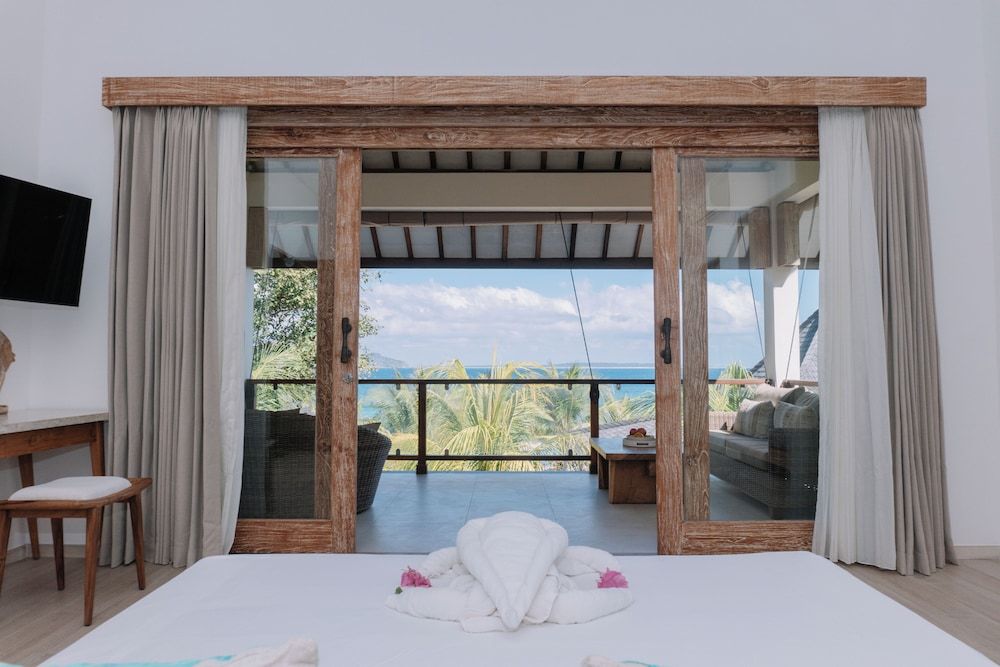 Eliana Resort And Spa Luxury Suite, 1 Bedroom, Ocean View 2