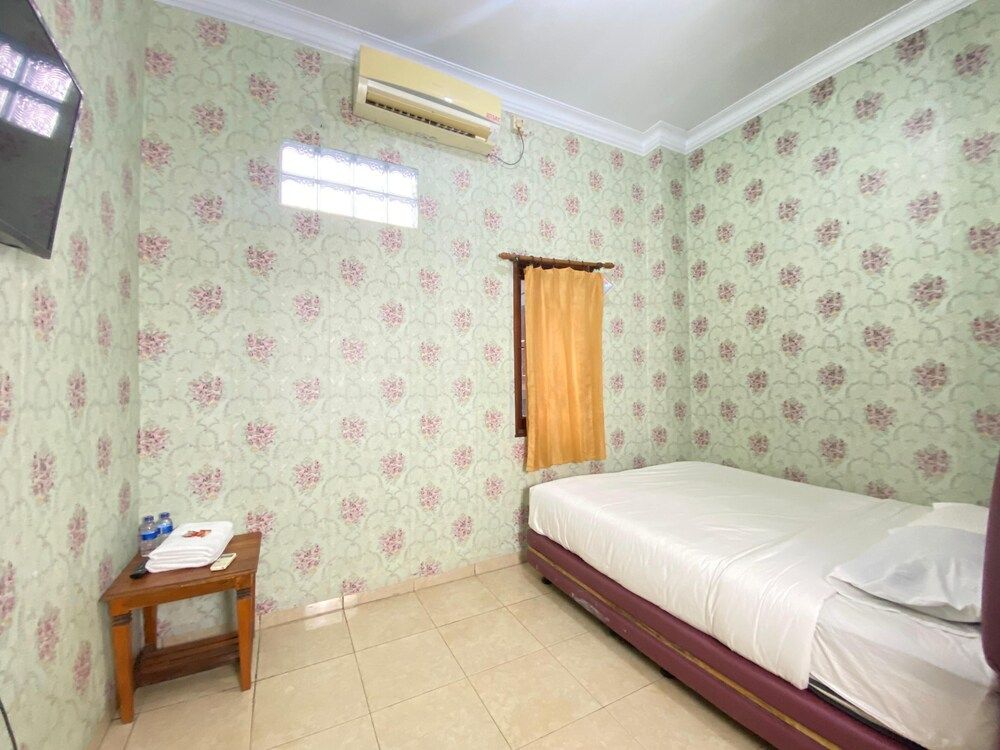 New Wijaya Hotel Standard Double Room 3
