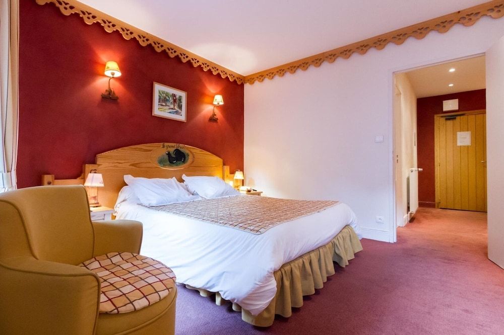 Hôtel le Bois Joli Superior Quadruple Room 4