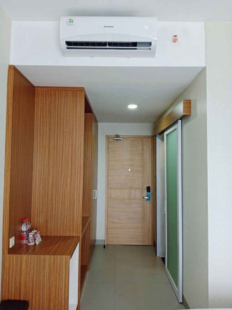 Grand Cahaya Hotel Pangandaran Superior Twin Room, 2 Twin Beds, Non Smoking, Private Bathroom 3