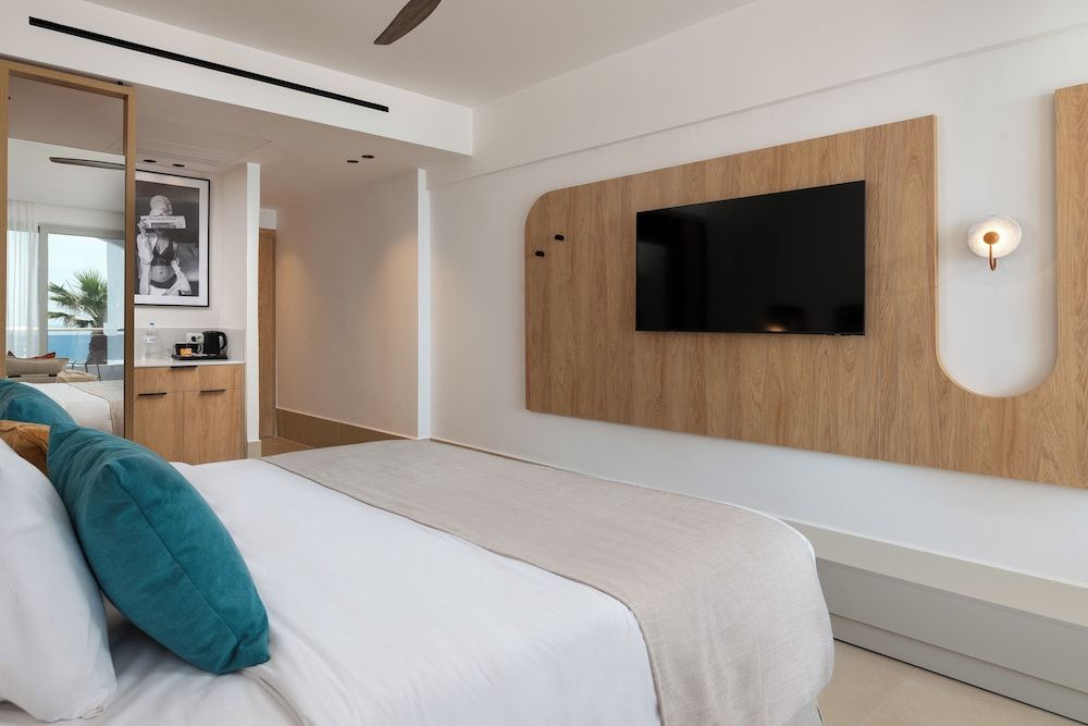 Junior Double Room, Balcony, Sea View