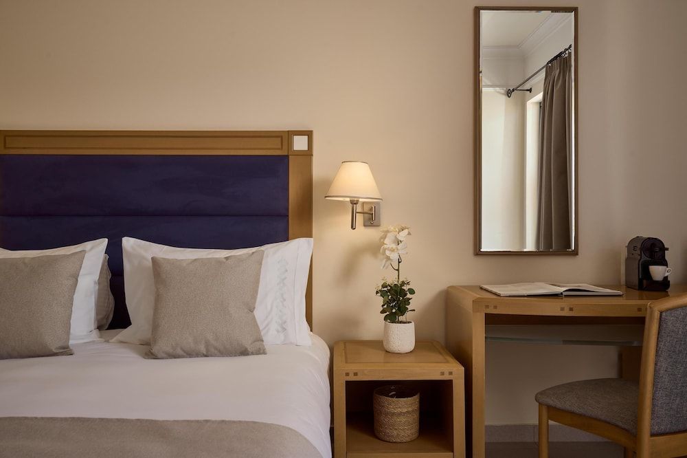 Double Room, Partial Sea View