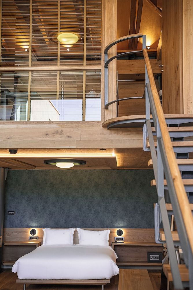 Elysia Boutique Hotel Presidential Suite, City View 15