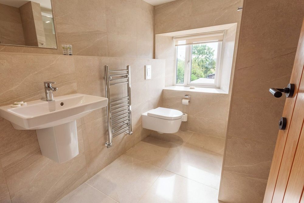 The Rose & Thistle Alwinton Deluxe Double or Twin Room, Hill View 2