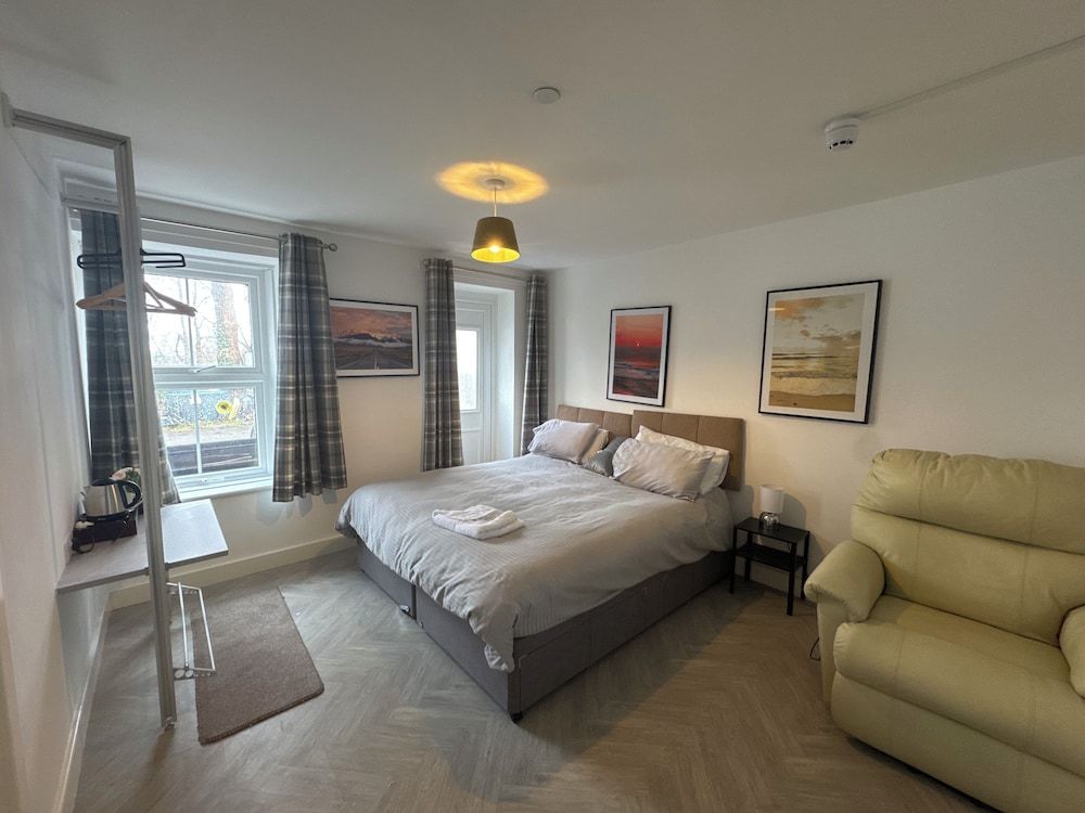 Double or Twin Room, Ground Floor