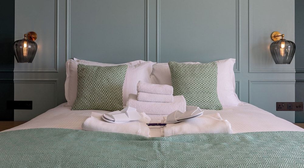 Luxury room to Coastal to Coastal Suite Ground floor