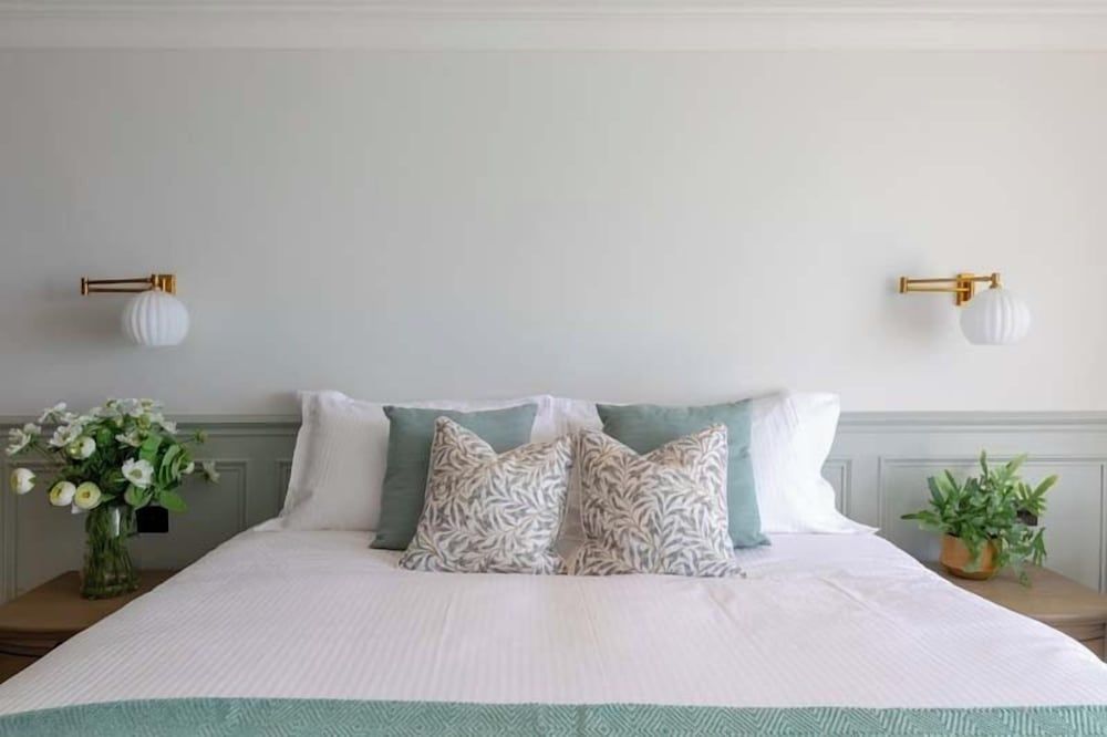 Coastal Deluxe 1st and 2nd floor