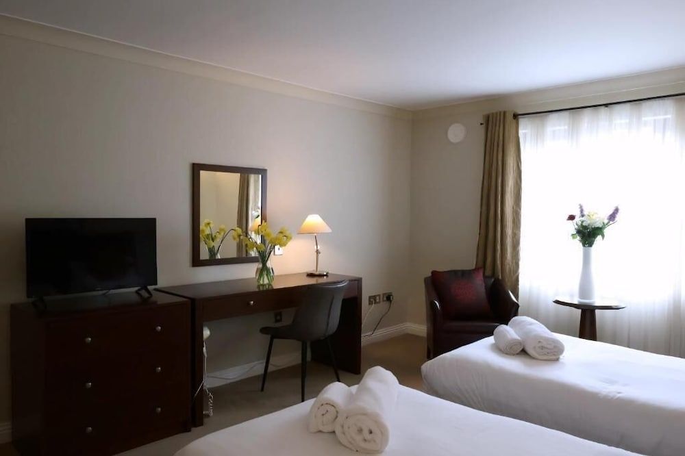 Hustyns Hotel Deluxe Twin Room 2