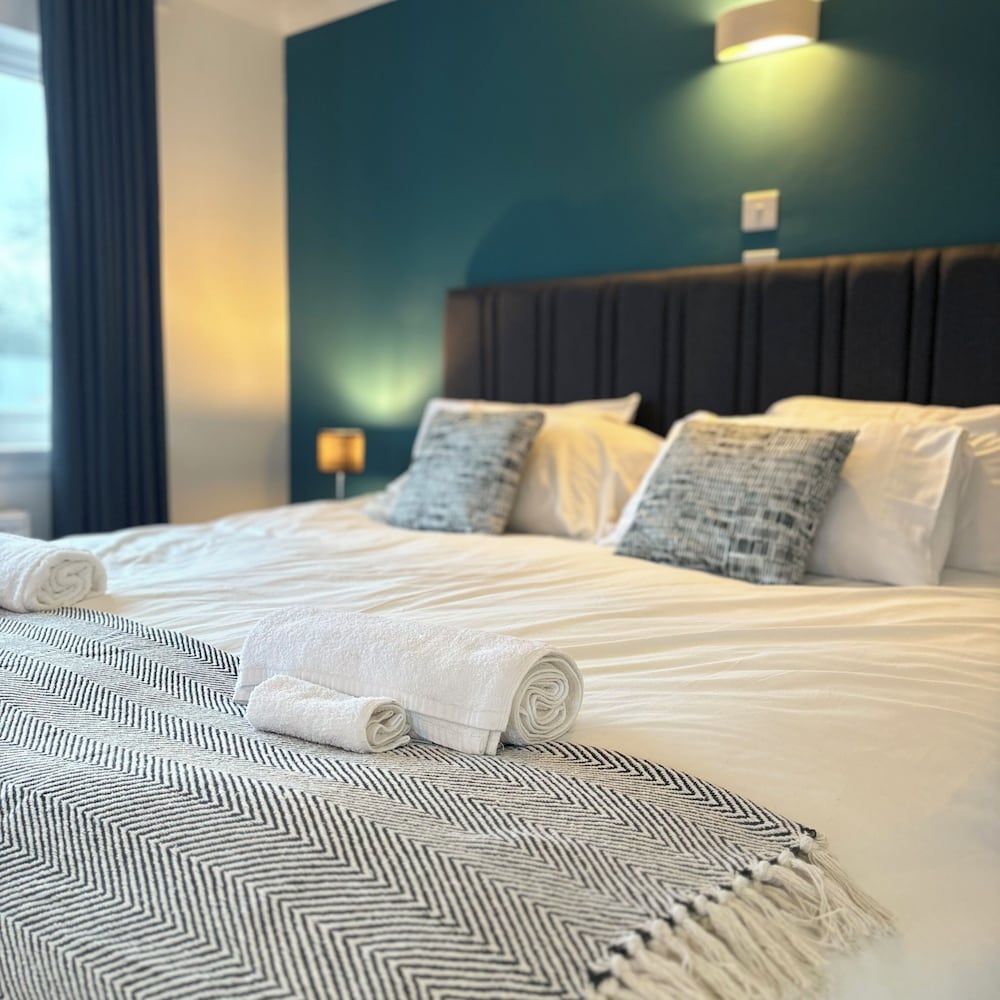 Lomond Hills Hotel & Health Club Superior Double Room, 1 King Bed, Private Bathroom 2