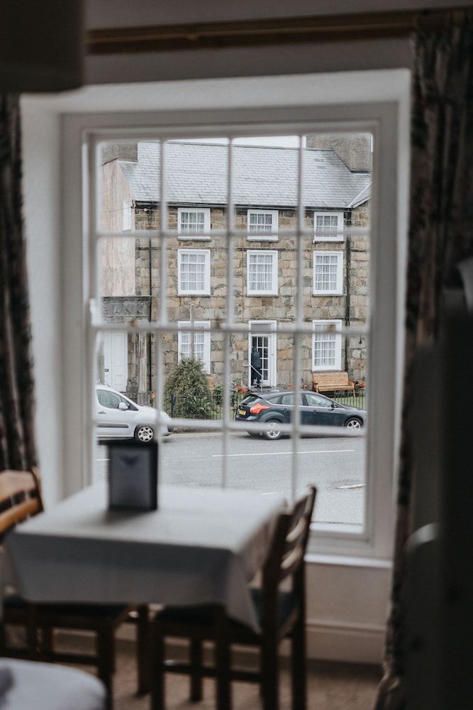 Y Pengwern Single Room, Ensuite 3