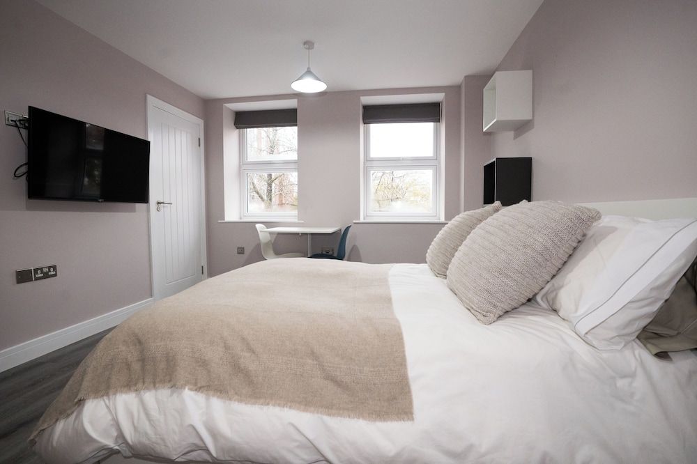 Ryegate House Colchester Superior Double Room, 1 King Bed, Kitchenette 4