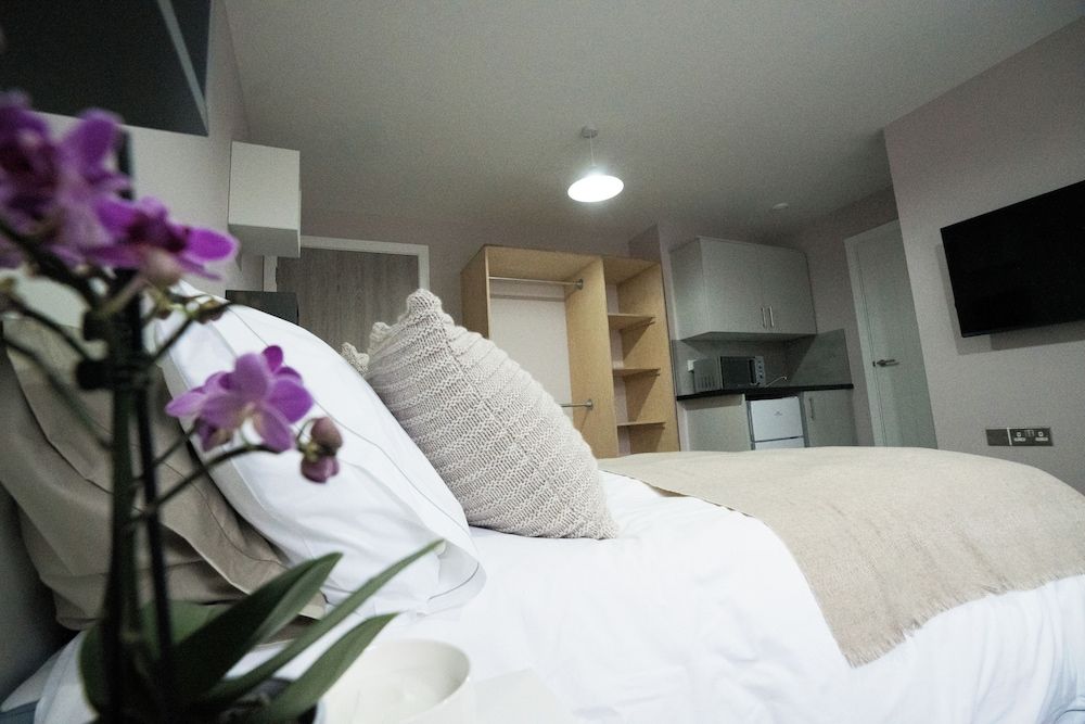 Ryegate House Colchester Superior Double Room, 1 King Bed, Kitchenette 5