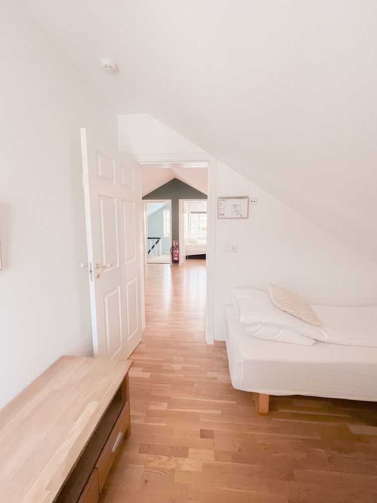 Gamli Skolinn Husavik Deluxe Loft