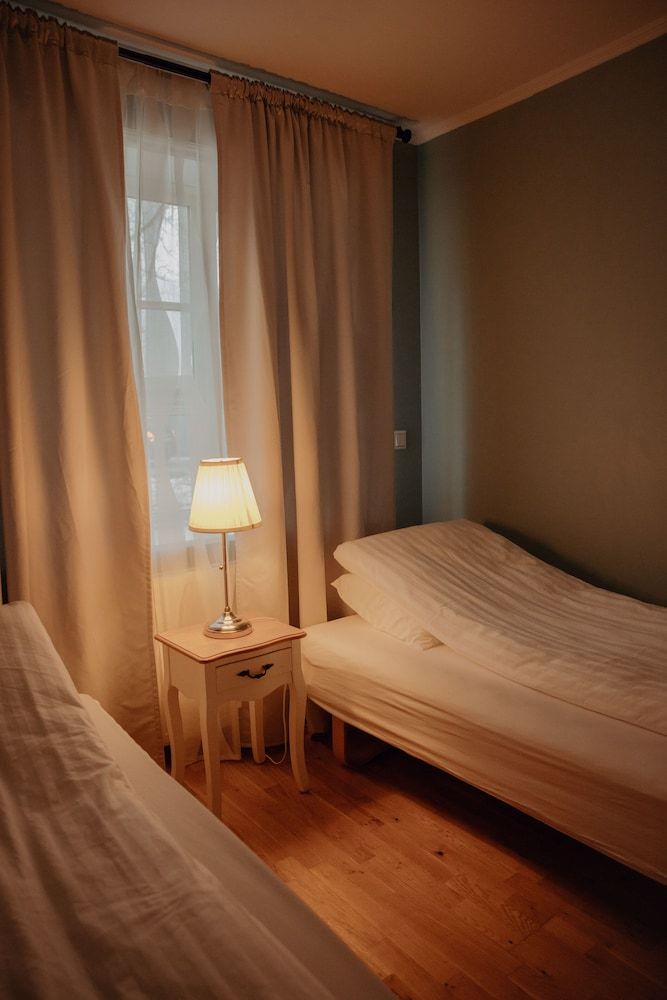 Gamli Skolinn Husavik Family Apartment 11