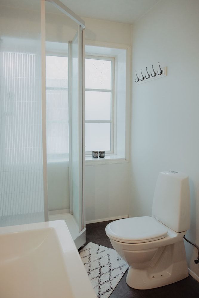 Gamli Skolinn Husavik Family Apartment 4