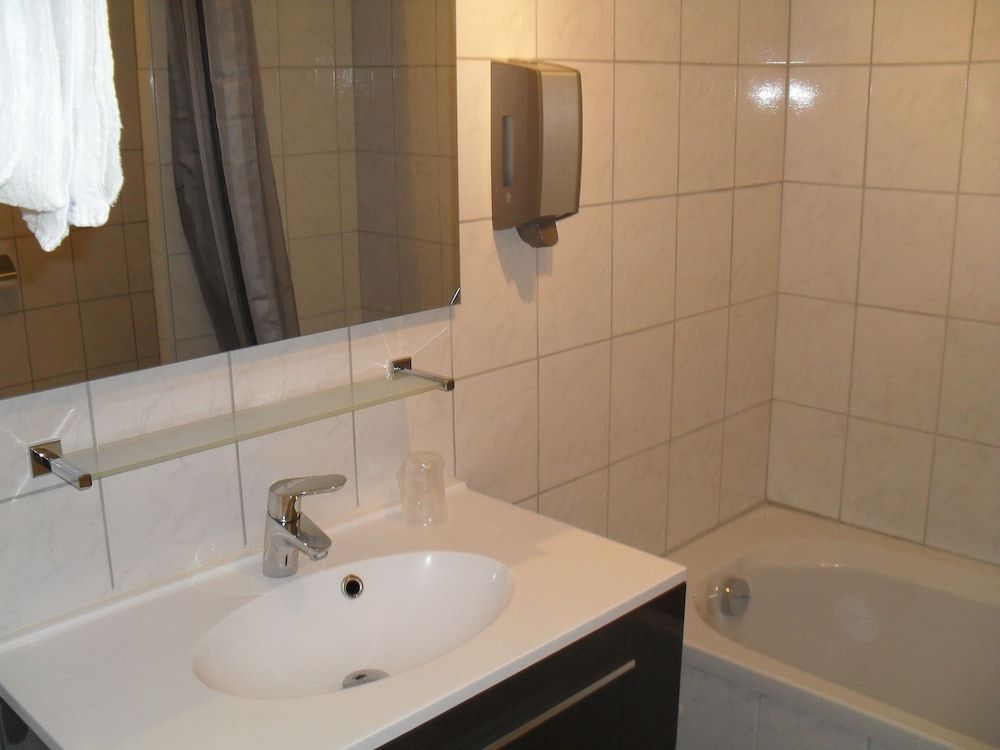 Hôtel des Granges Comfort Double Room 3