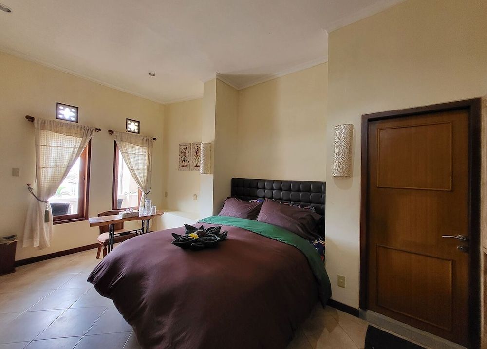 Deluxe Double Room, 1 Queen Bed, Balcony, Hill View