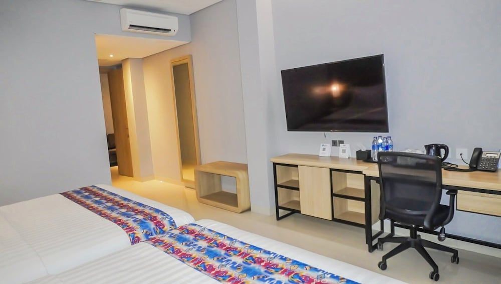 Best Western Sagita Hotel Jayapura Family Room, 2 Double Beds, Non Smoking (Living Room) 4