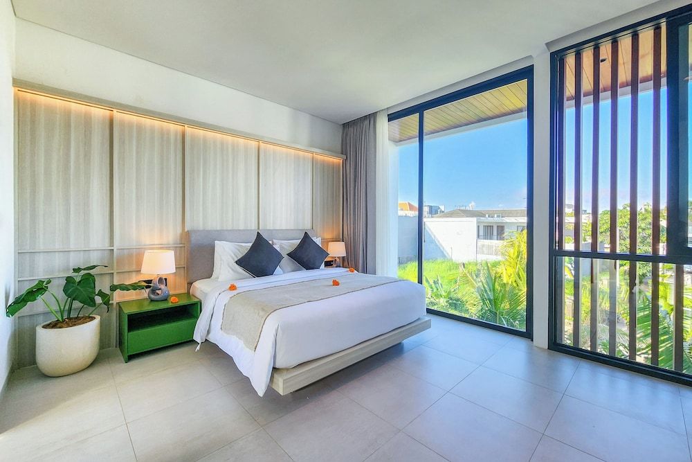 Luxury Villa, 1 Bedroom, Balcony, Pool View