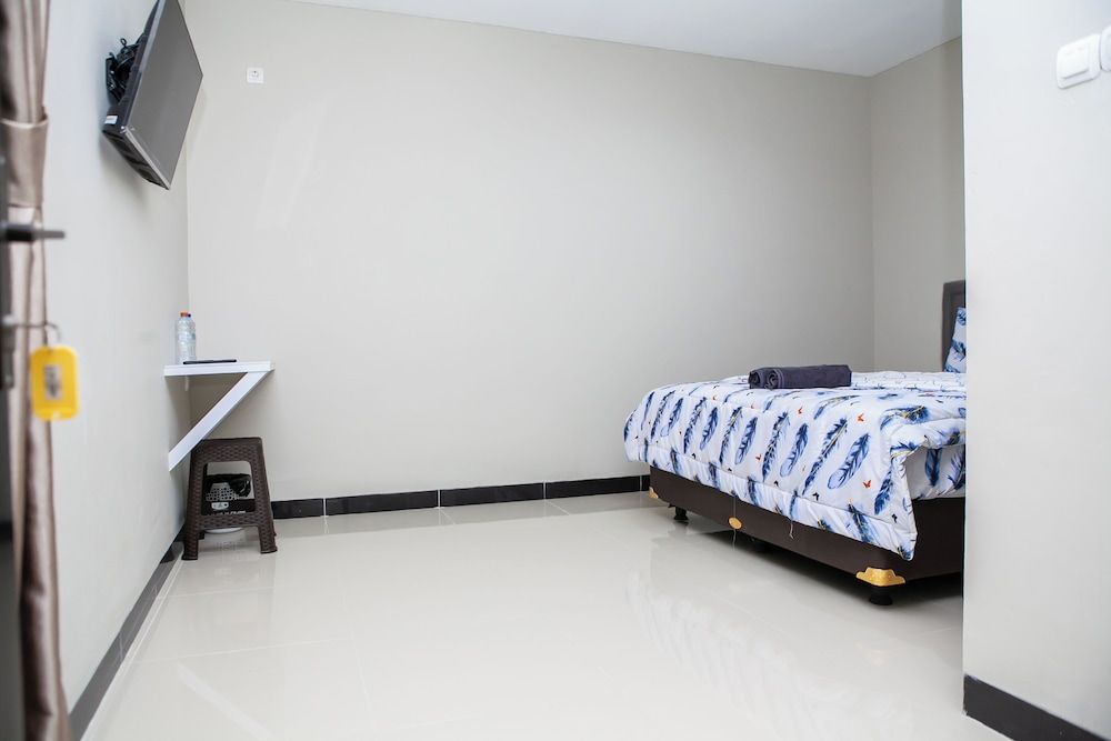 Saba Ayu Guest House Deluxe Double Room