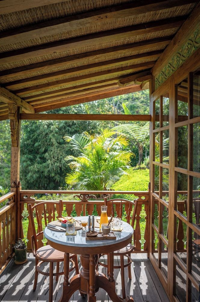 Umah Lusa Desa Suite 6