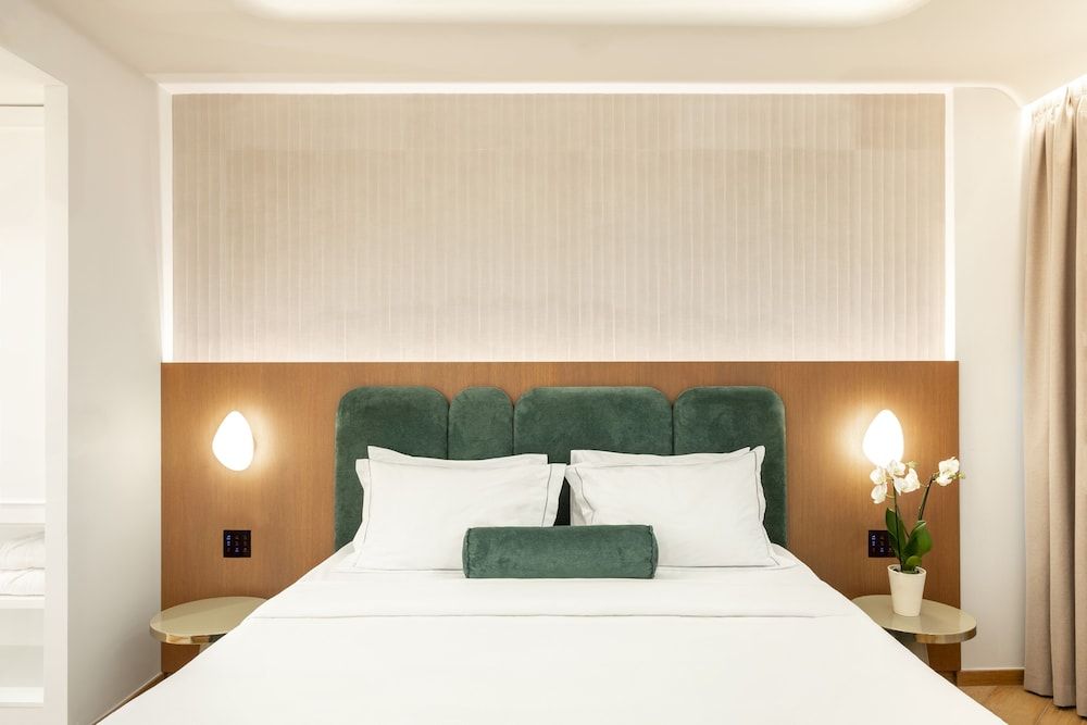 1910 Legacy Hotel Legacy Deluxe Suite 4