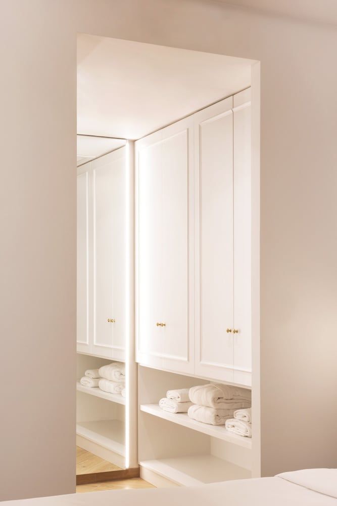 1910 Legacy Hotel Legacy Deluxe Suite 8