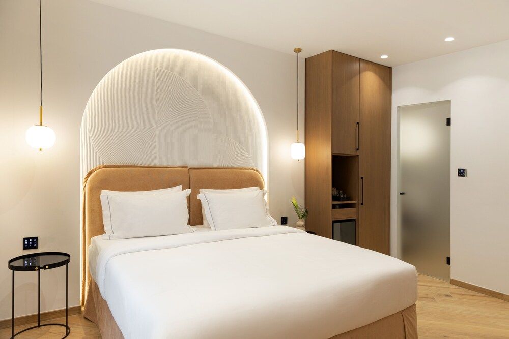 1910 Legacy Hotel Elegant Double Room 5